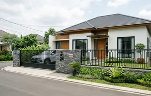 6 Kombinasi Pagar Besi dan Tembok Pendek untuk Rumah Sederhana yang Terlihat Mewah