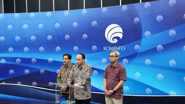 Menkominfo Budi Arie Setiadi saat melakukan konferensi pers mengenai pemberantasan judi online di Indonesia. (Liputan6.com/Agustinus M. Damar)
