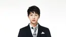 Song Joong Ki memulai kariernya sebagai atlet skate, namun siapa yang menyangka jika ia malah sukses jadi seorang aktor. Ia dipercaya mengisi soundtrack drama Innoncent Man. (Foto: Soompi.com)