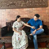 "Alhamdulliah Ya Allah, telah lahir dengan selamat putra kami yang bernama : R. Erlangga Danendra Brotoseno pada hari Jumat, 25 Juni 2021 pada pukul 20.31 WIB," tulis Tata Janeeta.  (Instagram/tatajaneetaofficial)