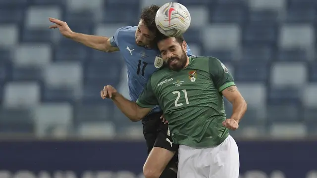 Foto Copa America 2021: Striker Manchester United Cetak Gol Bagi Kemenangan Perdana Timnas Uruguay saat Melawan Bolivia