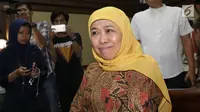 Gubernur Jawa Timur Khofifah Indar Parawansa (tengah) bersiap menjadi saksi pada sidang lanjutan suap seleksi pengisian jabatan di Kementerian Agama dengan terdakwa Haris Hasanuddin dan M Muafad Wirahadi, Pengadilan Tipikor, Jakarta, Rabu (3/7/2019). (Liputan6.com/Helmi Fithriansyah)