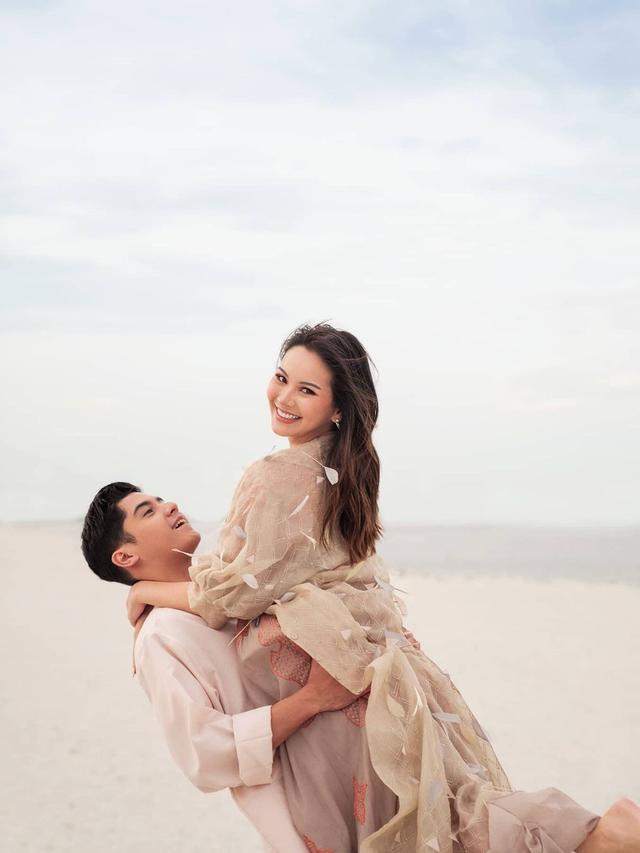 Bak Prewedding, 7 Pemotretan Al Ghazali dan Alyssa Daguise di Pinggir Pantai