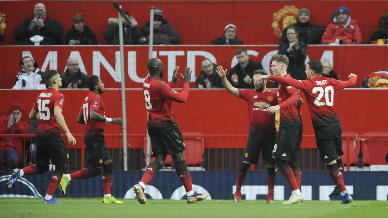 Manchester United Vs Reading