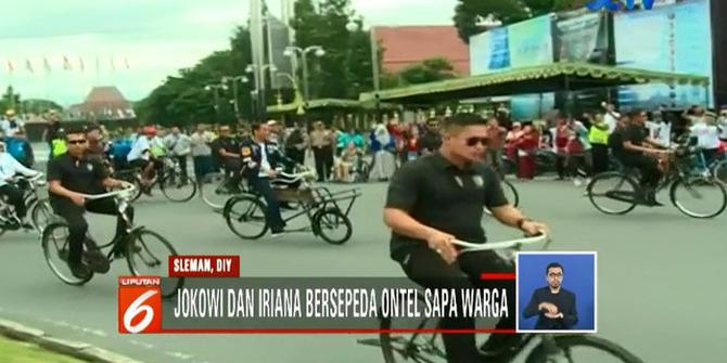 Naik Sepeda Ontel, Jokowi dan Iriana Hadiri Deklarasi Alumni Jogja