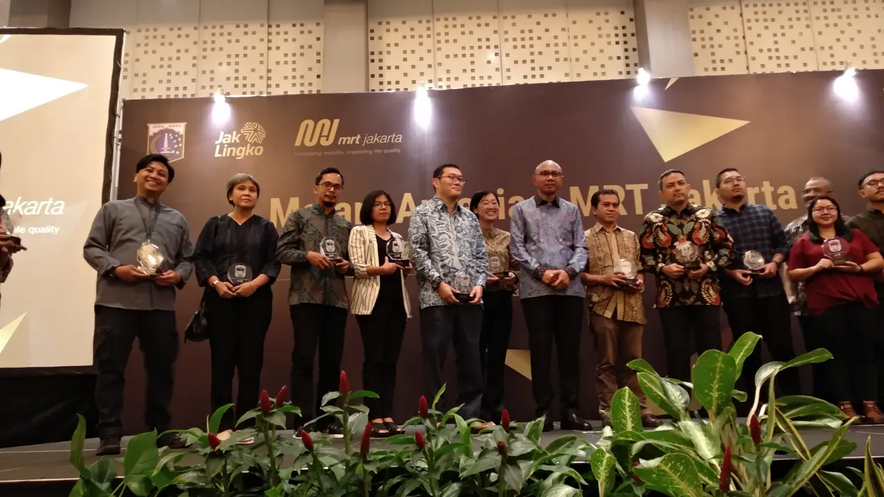 MRT Jakarta memberikan apresiasi kepada sejumlah stakeholders, Rabu (19/6/2019).