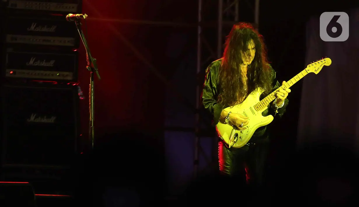 Kali pertama Yngwie Malmsteen tampil di Indonesia pada tahun 1990 saat tur album Eclipse. (Liputan6.com/Herman Zakharia)