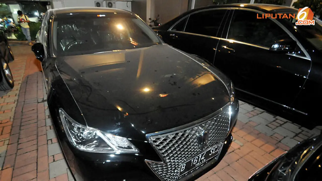 mobil-akil-131008d.jpg