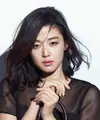 Kabar bahagia datang dari Jun Ji Hyun, lantaran ia dikaruniai anak kedua. Pihak agensi Culture Depot memang membocorkan jika Jun Ji Hyun akan melahirkan pada Januari 2018. (Foto: Allkpop.com)
