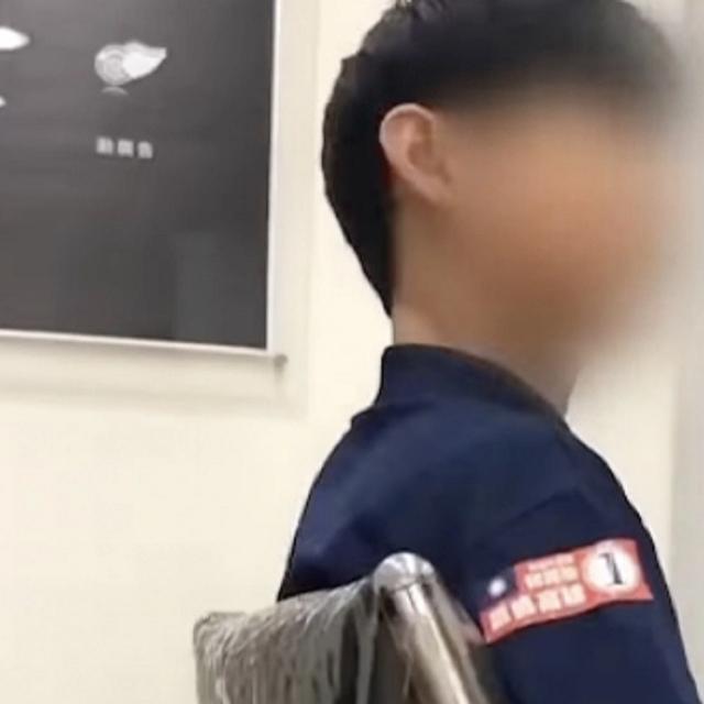 Khawatir Kena Covid-19, Ibu Cukur Rambut Anaknya Mirip Pria Tua Agar Tak Keluar Rumah