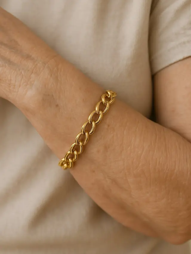 Model Gelang Emas untuk Usia 50 Tahun ke Atas