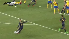 Berita video gol free kick eks Deportivo La Coruna, Haris Medunjanin, menangkan Philadelphia Union. This video presented by Ballball.