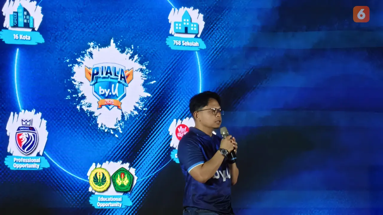 Head of by.U Product Marketing, Herman Andik Prasetyo, di konferensi pers turnamen futsal Piala by.U 2026. Liputan6.com/Iskandar