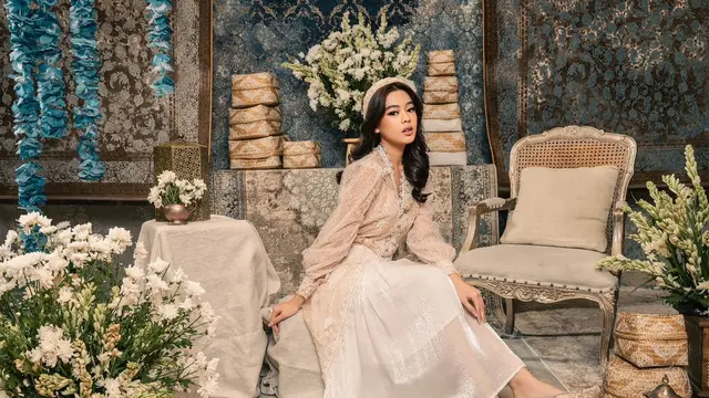 6 Potret Gaya Anggun Artis Lakoni Pemotretan Bertema Lebaran, dari Hana Saraswati hingga Yasmin Napper