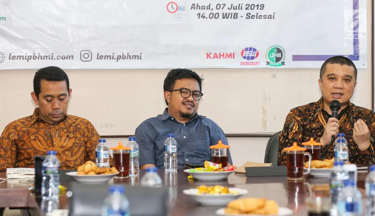 Komisaris Utama Bosowa, Erwin Aksa saat menjadi pembicara dalam Tadarus Ekonomi bertajuk Iklim Bisnis dan Stabilitas Harga Pasar di Jakarta, Minggu (7/6/2019). Pada Tadarus Ekonomi mengajak generasi muda untuk terjun menciptakan entrepreneur handal pasca Pemilu 2019. (Liputan6.com/Fery Pradolo)