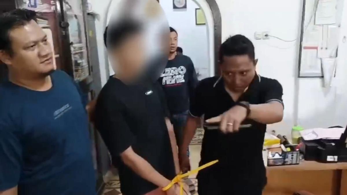 Akal Bulus Pria di Pati Gelapkan Uang Perusahaan Rp3,1 Miliar Demi Bayar Utang Judol