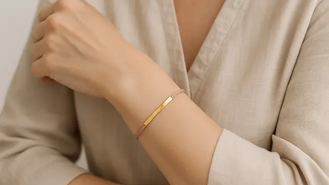 Model Gelang Emas Tali Untuk Ibu-Ibu Arisan Terkini di 2025/Ilustrasi gambar oleh AI