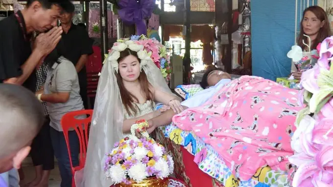 Nikahi Mendiang Pacar, Gadis Ini Bakal Sukses Kuras Air Matamu