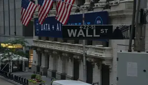 Wall Street Bervariasi di Tengah Lonjakan Imbal Hasil Obligasi AS