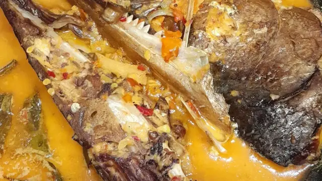 Kotokan Ikan Asap Kepala Manyung