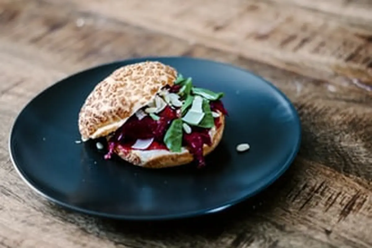 Terbuat dari Sayuran, Apakah Burger Vegetarian Benar Sepenuhnya Sehat?