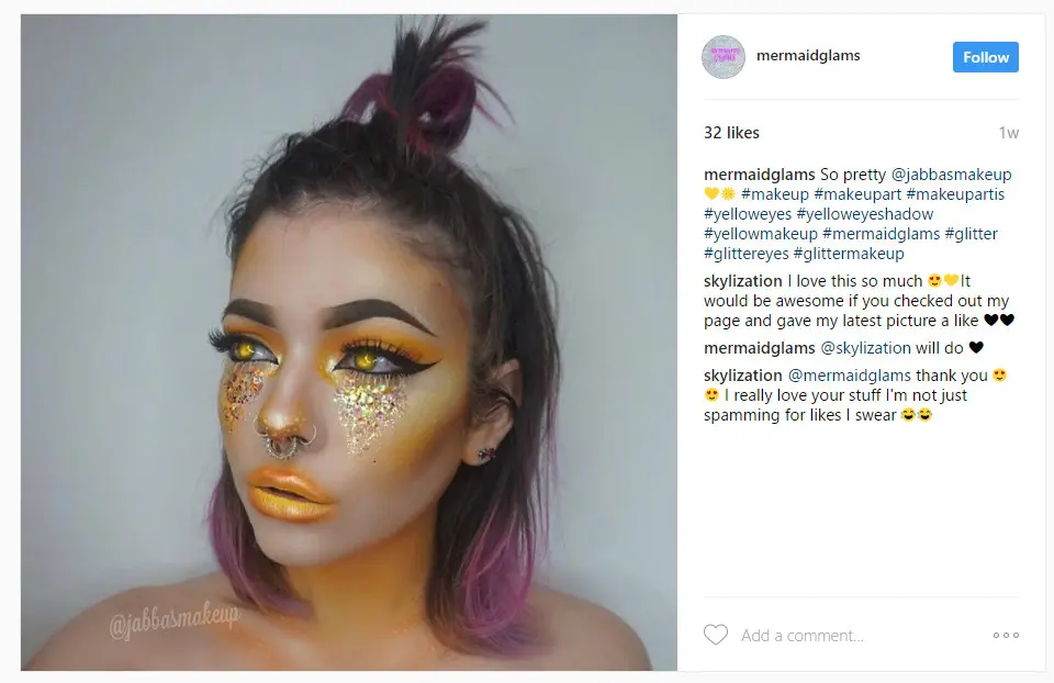 Gaya makeup serba kuning (Foto: Akun instagram @maquillajearg_)