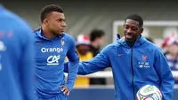Dua bintang Timnas Prancis di Piala Dunia 2026, Kylian Mbappe dan Ousmane Dembele. (AFP/FRANCK FIFE)