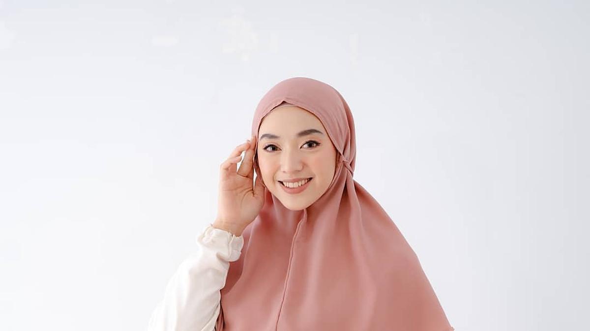 5 Rekomendasi Jilbab Instan Terbaru 2025 yang Bikin Penampilan Jadi Lebih Trendi dan Kekinian
