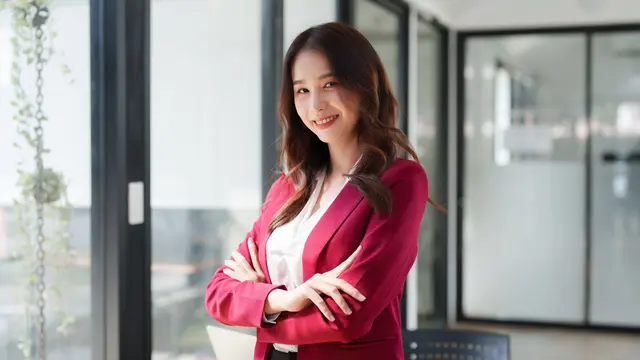 perempuan dan april 10