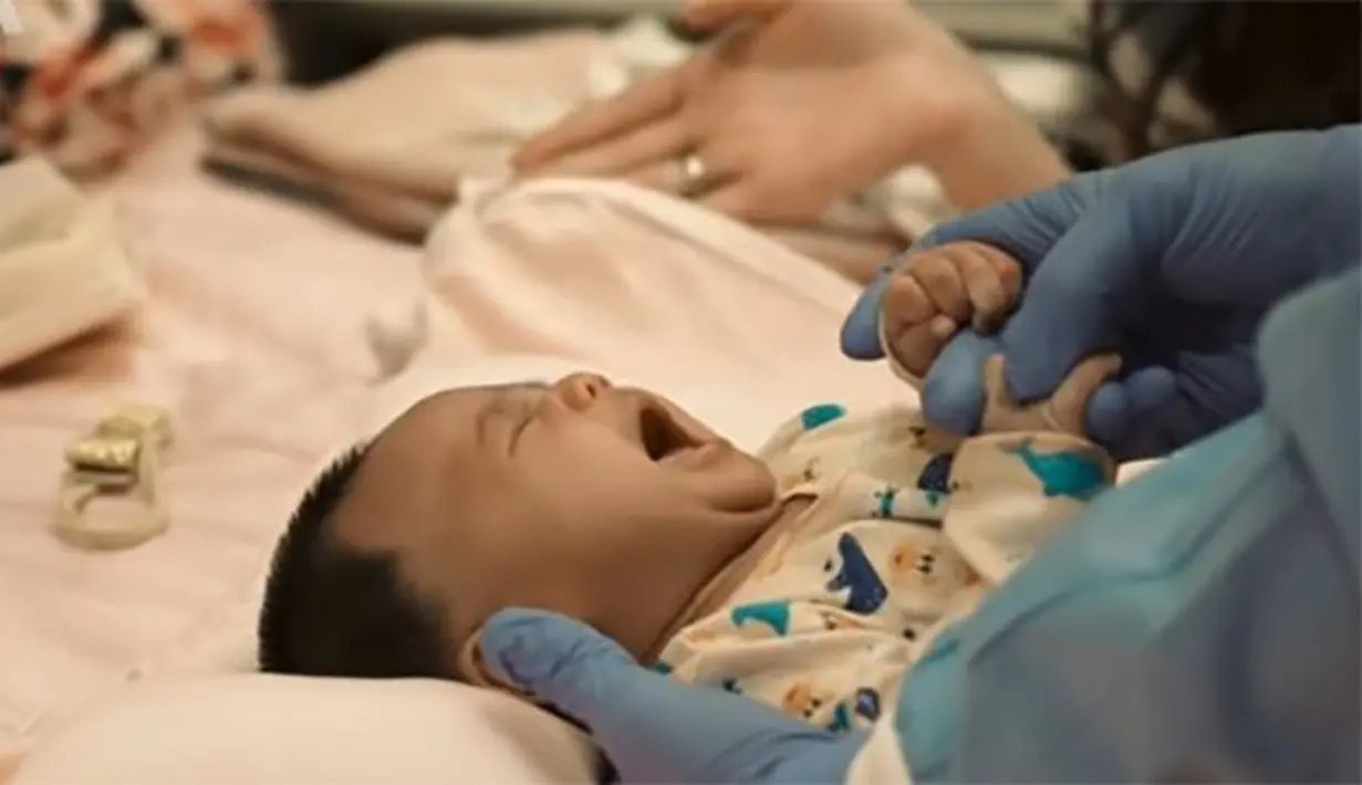 Baby Ameena (Youtube/AH)