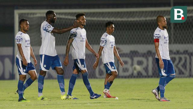 Foto: Tampil Spartan, 10 Pemain Bali United Tahan Imbang Persib Bandung di BRI Liga 1