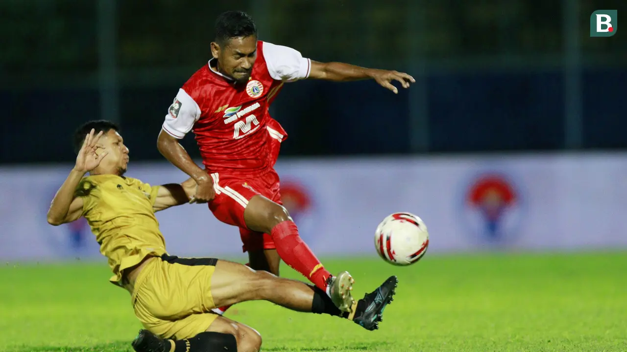 FOTO: Persija Jakarta Tertinggal 0-1 dari Bhayangkara Solo FC di Babak Pertama - TM Ichsan; Ramdani Lestaluhu