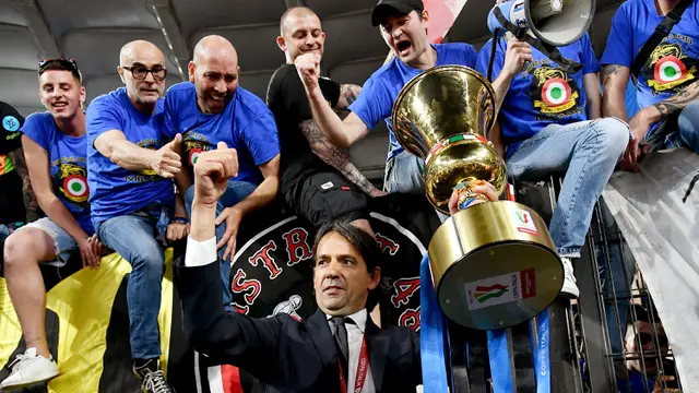 Foto: Raih Gelar Juara Liga Italia Bersama Inter Milan, Simone Inzaghi Lengkapi Puzzle Tiga Gelar Domestik Sepak Bola Italia