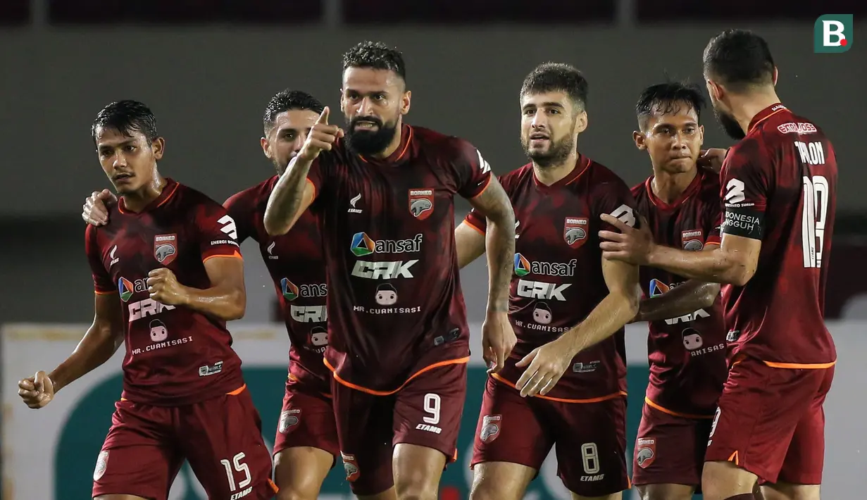 Kesuksesan Borneo FC meraih 3 poin di BRI Liga 1 akhirnya bisa dirasakan setelah puasa kemenangan semenjak partai pertama yang mereka mainkan. (Bola.com/Bagaskara Lazuardi)