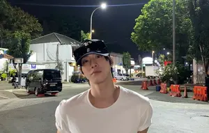 Style Casual Ahn Hyo Seop di Rest Area Cipularang