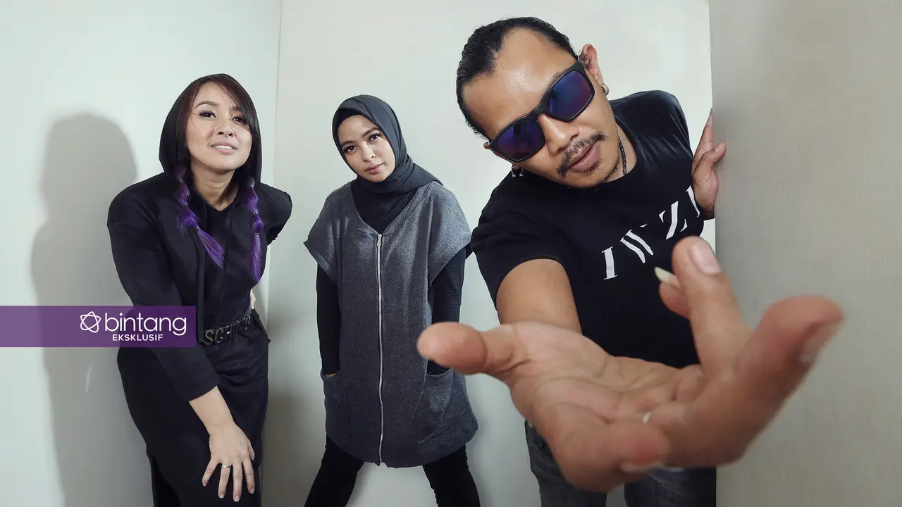 [Bintang] Eksklusif KOTAK 1