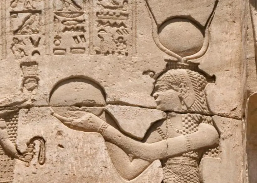 Wanita Terkaya Dunia Sepanjang Masa Cleopatra (Time)