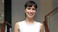 Sophia Latjuba Ingin Balik ke LA, Bagaimana Nasib Ariel NOAH?