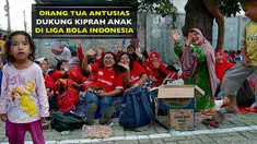 Final Liga Bola Indonesia yang berlangsung di Sabnani Park, Serpong, dipadati orang tua dari peserta yang antusias mendukung kiprah anaknya.