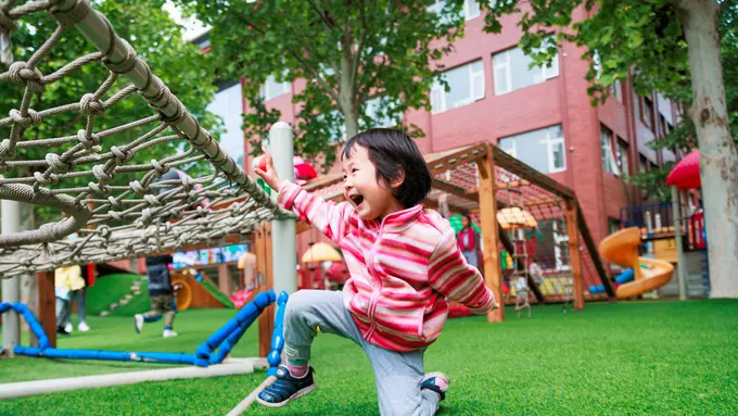 Aktivitas yang Seru untuk Membantu Anak Introvert Lebih Nyaman Bersosialisasi