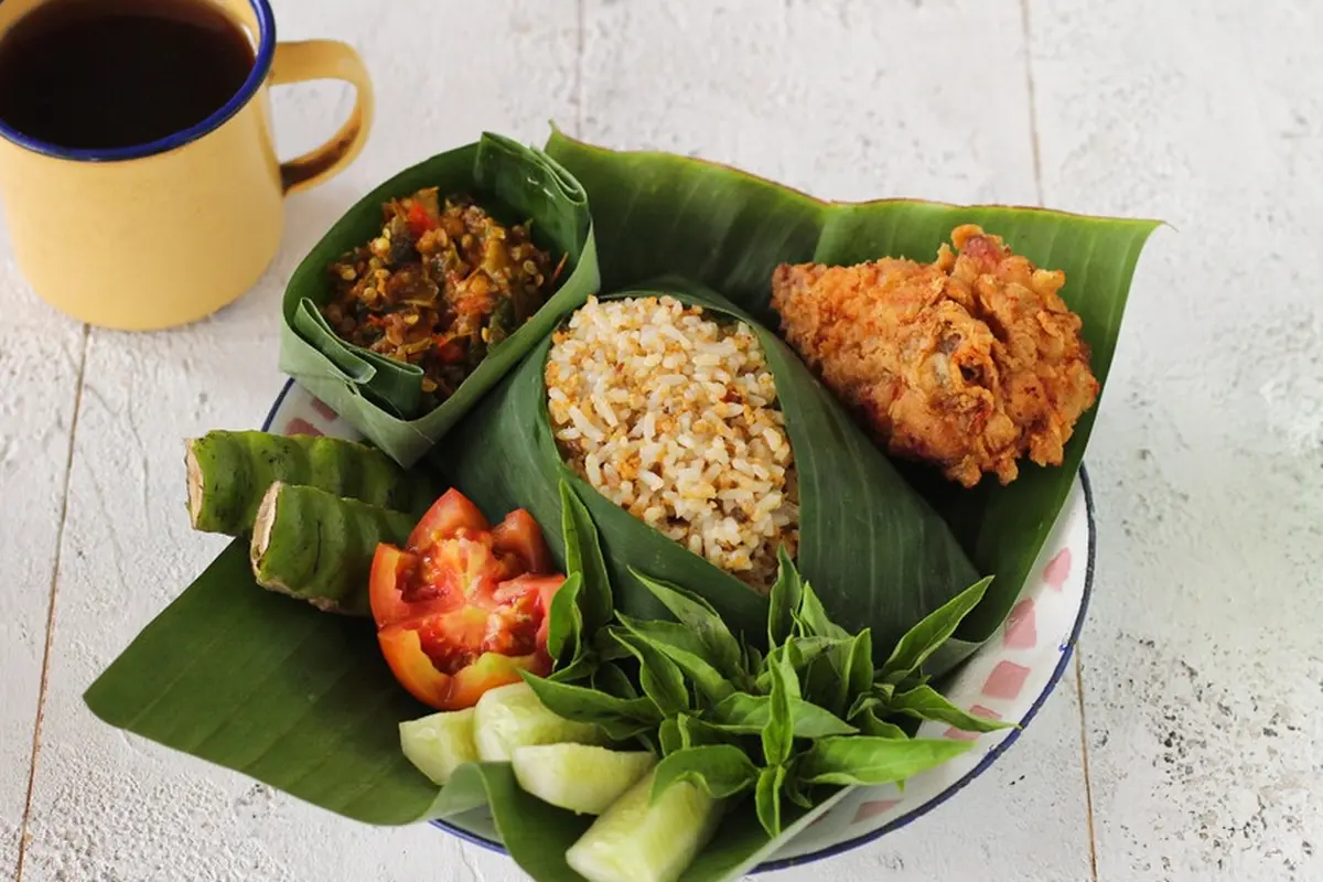 nasi tutug oncom