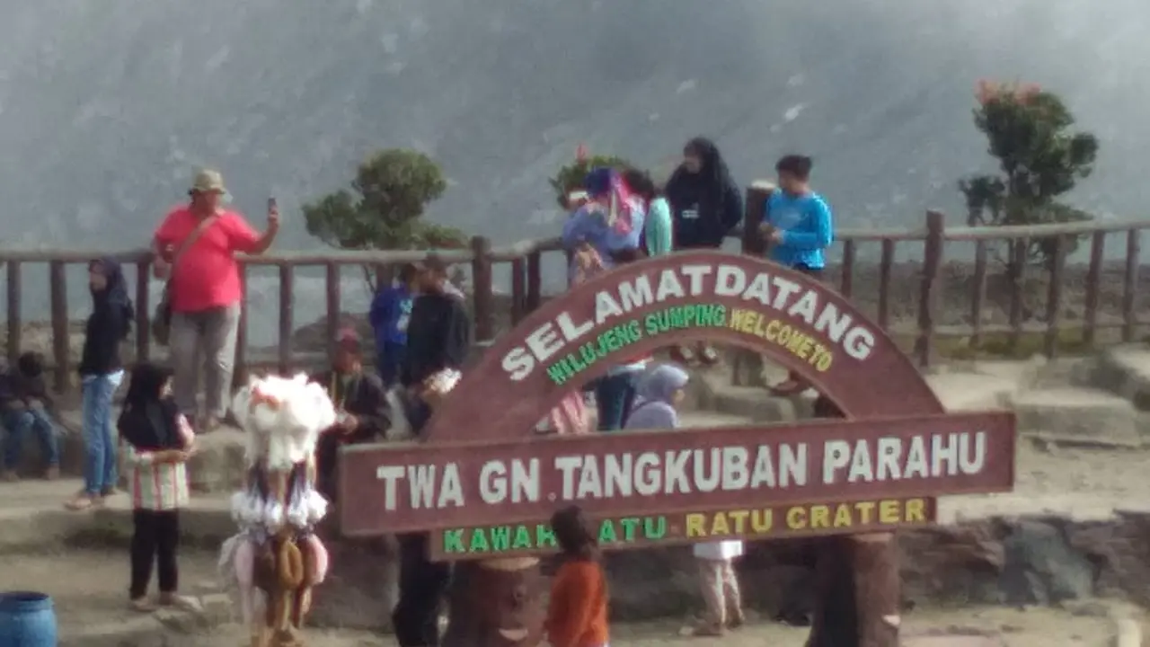 Gunung Tangkuban Parahu