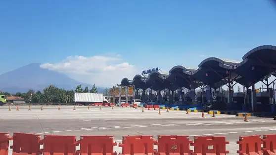 Gerbang Tol Cipeundeuy Dibuka Gratis