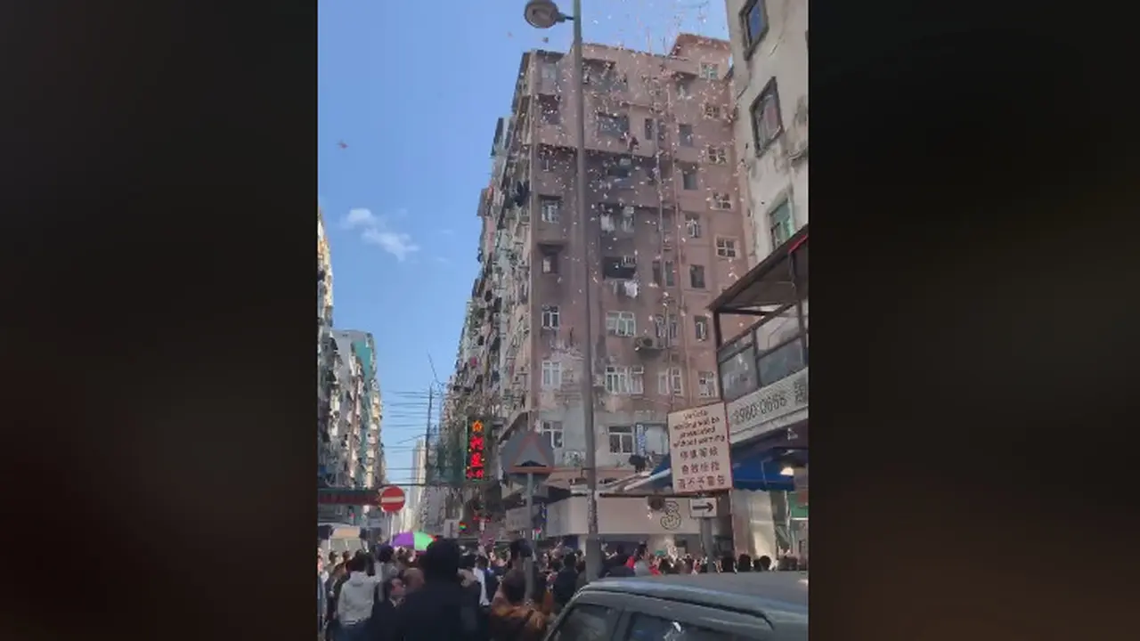 Hujan duit di Hong Kong