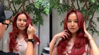 Potret Mayang Lucyana Pamer Rambut Merah Rp 10 Juta (Sumber: Instagram/mayaang.lucyaana)