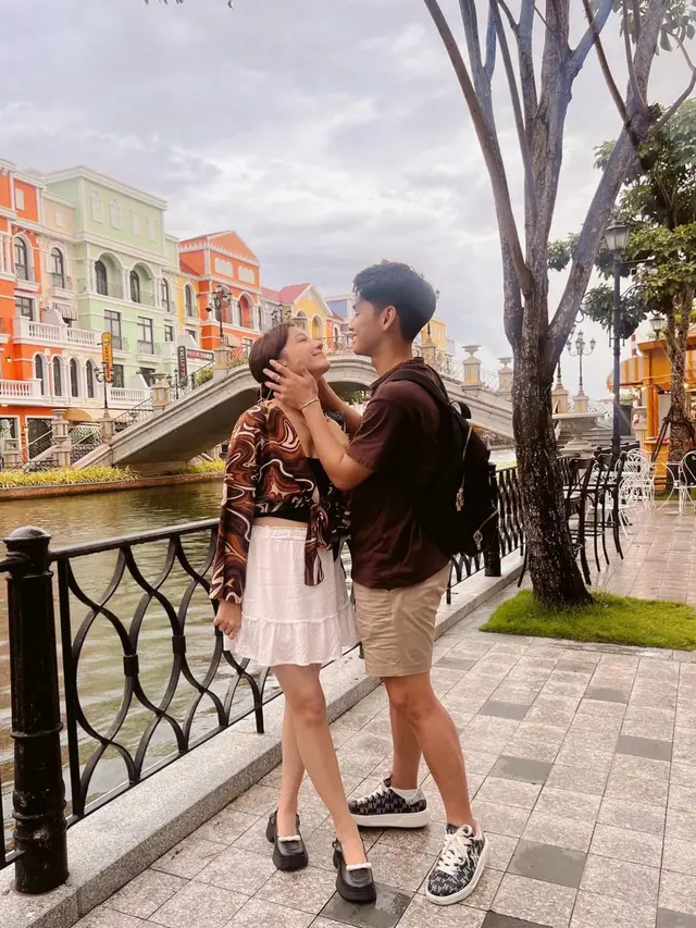 Cassandra Lee dan Ryuken Lie (Instagram/@cassandraslee)