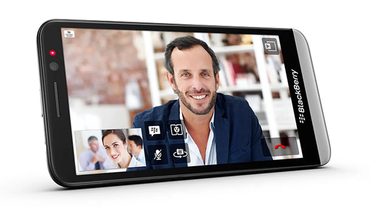 blackberry-z30-130930b.jpg