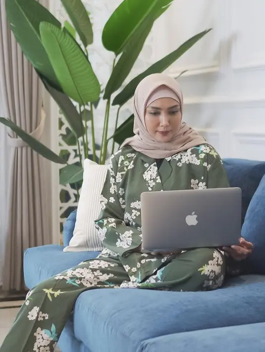 Namun kini Fenita merasa bersyukur karena semua foto-foto dan video tersebut bisa mengobati kerinduannya terhadap liburan di tengah pandemic ini. Ia pun bersyukur, meskipun kini tidak bisa mengunjungi destinasi wisata itu lagi. (Instagram/fenitarie)