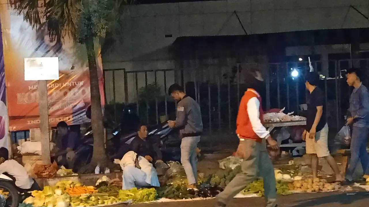 Pasar Tumpah di Jalan Merdeka Kota Bogor
