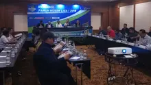PT Liga Indonesia Baru melakukan rapat evaluasi paruh pertama Liga 1 2018 bersama klub di Jakarta, Selasa (24/7/2018). (Bola.net / Fitri Apriani)